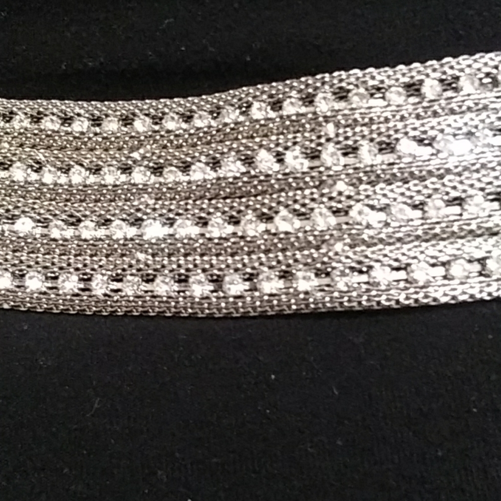COPY - Mesh rhinestone bracelet - Picture 6 of 16